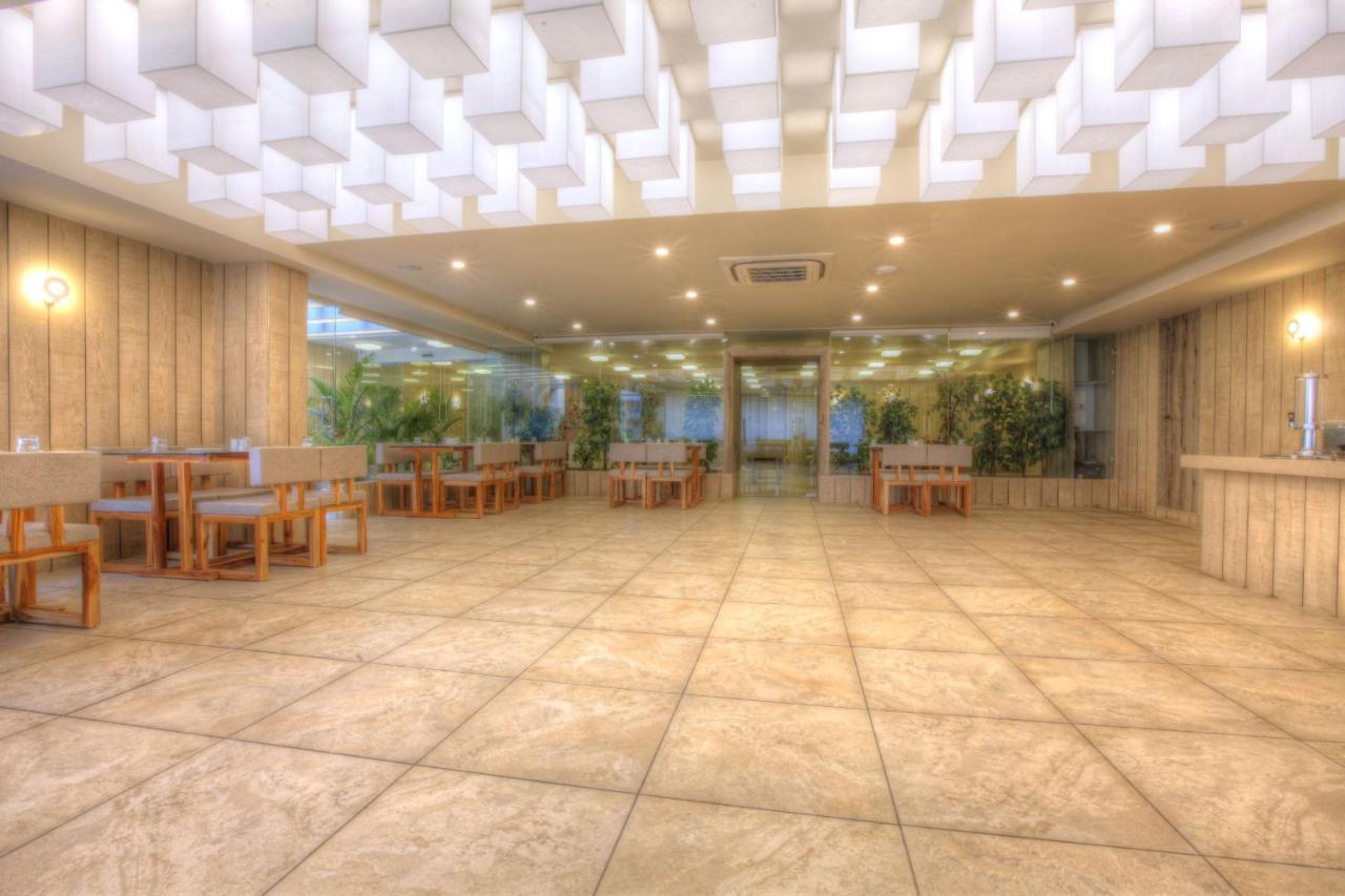 Scenaria Hotel Amhedabad Dış mekan fotoğraf
