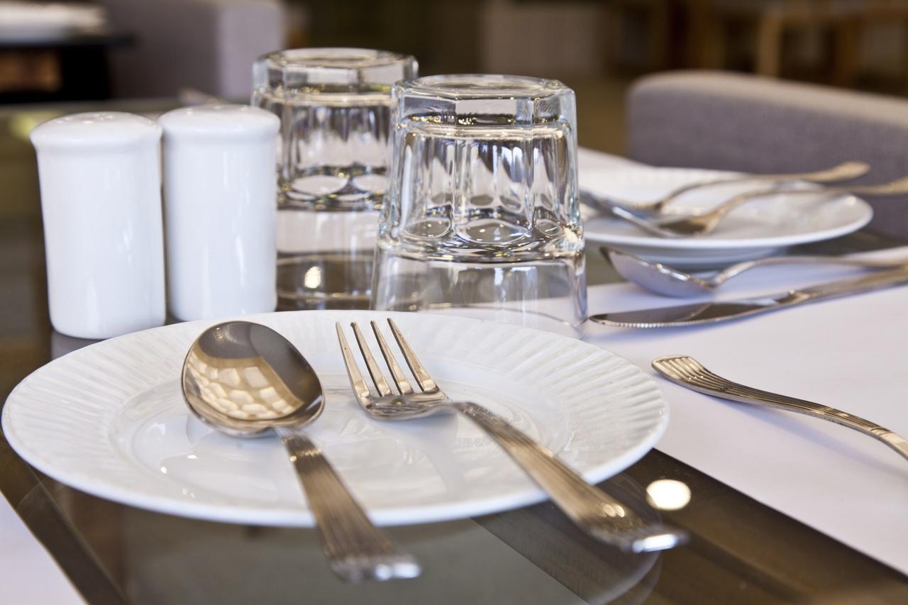Scenaria Hotel Amhedabad Dış mekan fotoğraf