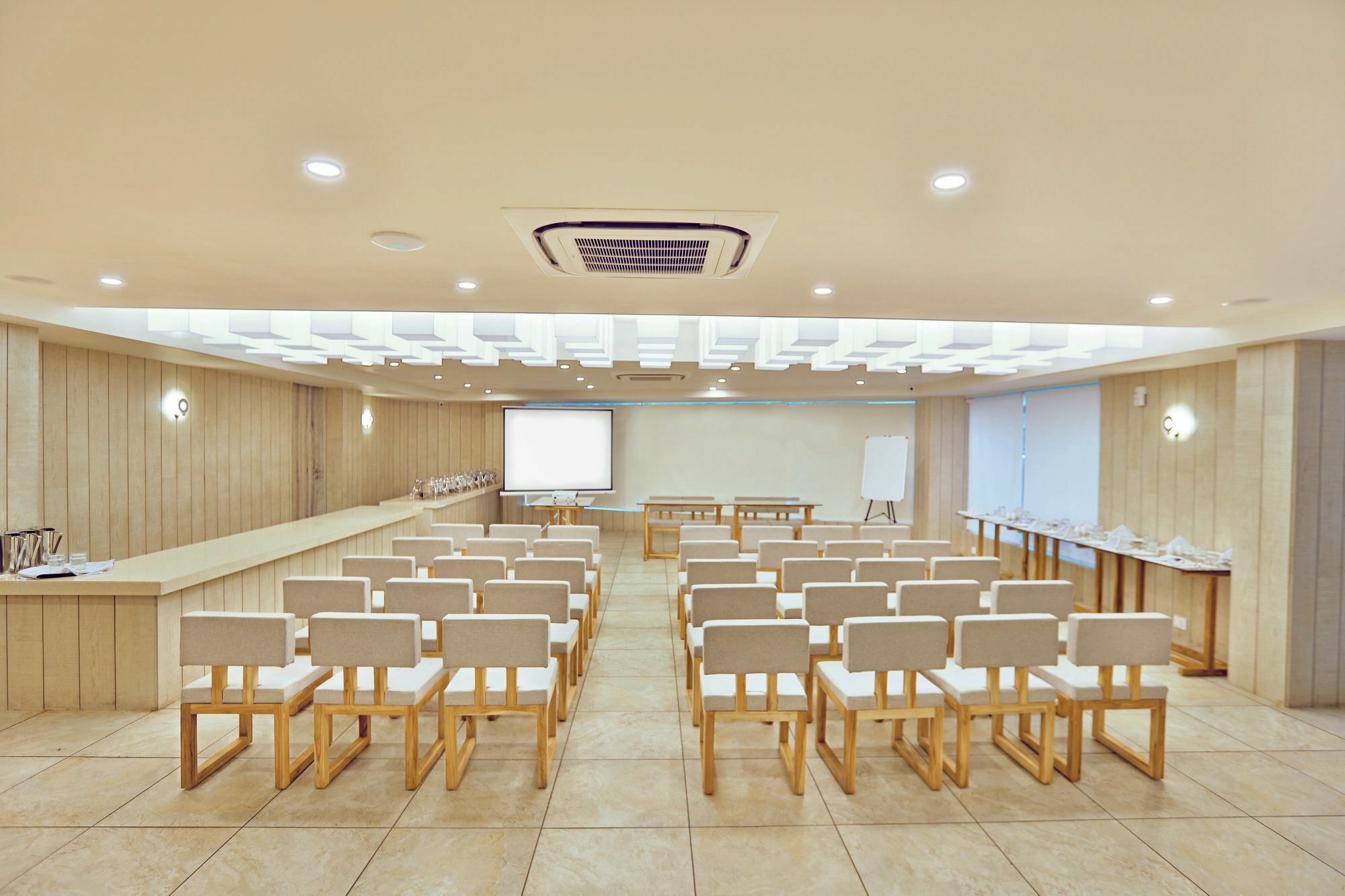 Scenaria Hotel Amhedabad Dış mekan fotoğraf